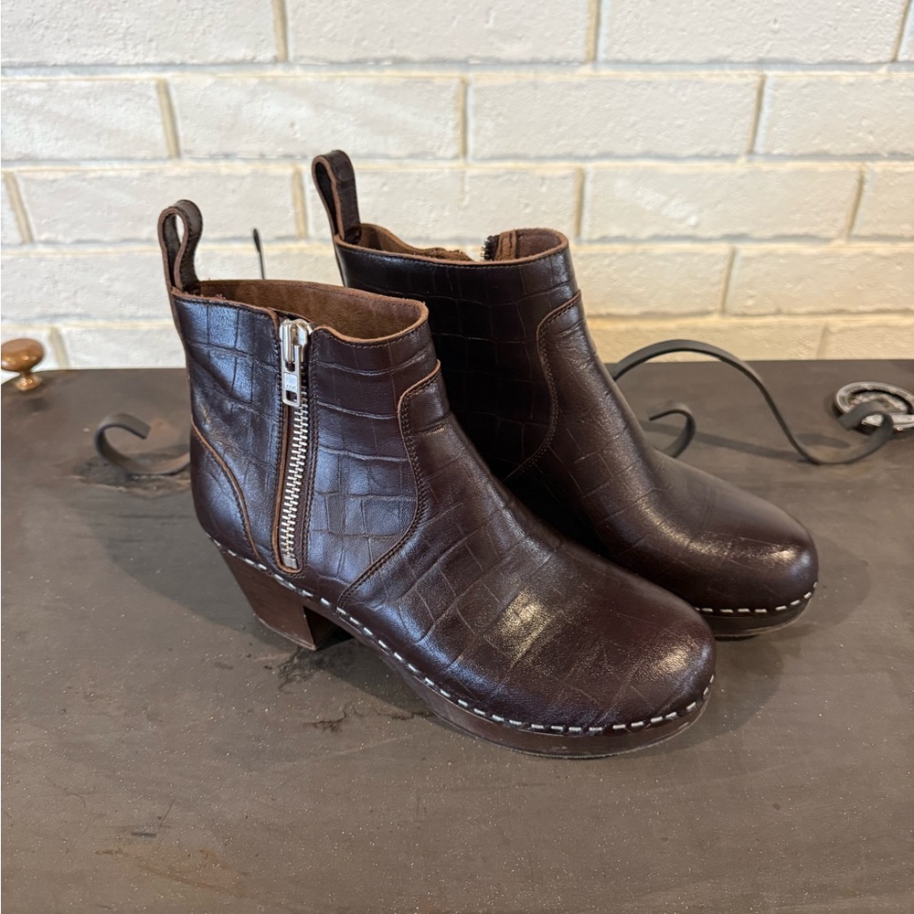 Swedish Hasbeens Dark Brown Ankle Boots - Picture 3 of 8